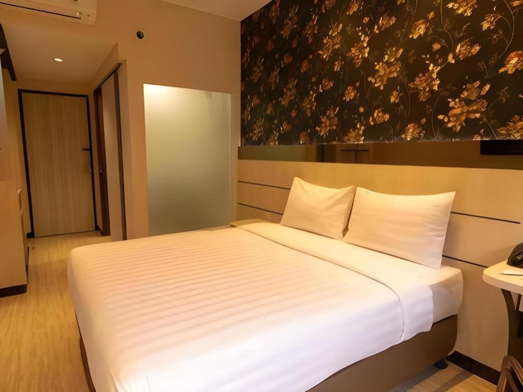 Mine Home Hotel By Sovia Bandung Exterior foto