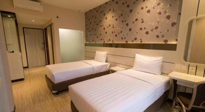 Mine Home Hotel By Sovia Bandung Exterior foto